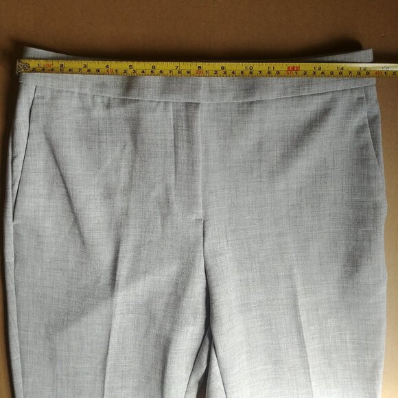 Ann Taylor light grey cropped cuffed ankle pants trousers 8 Petitr - Picture 10 of 15